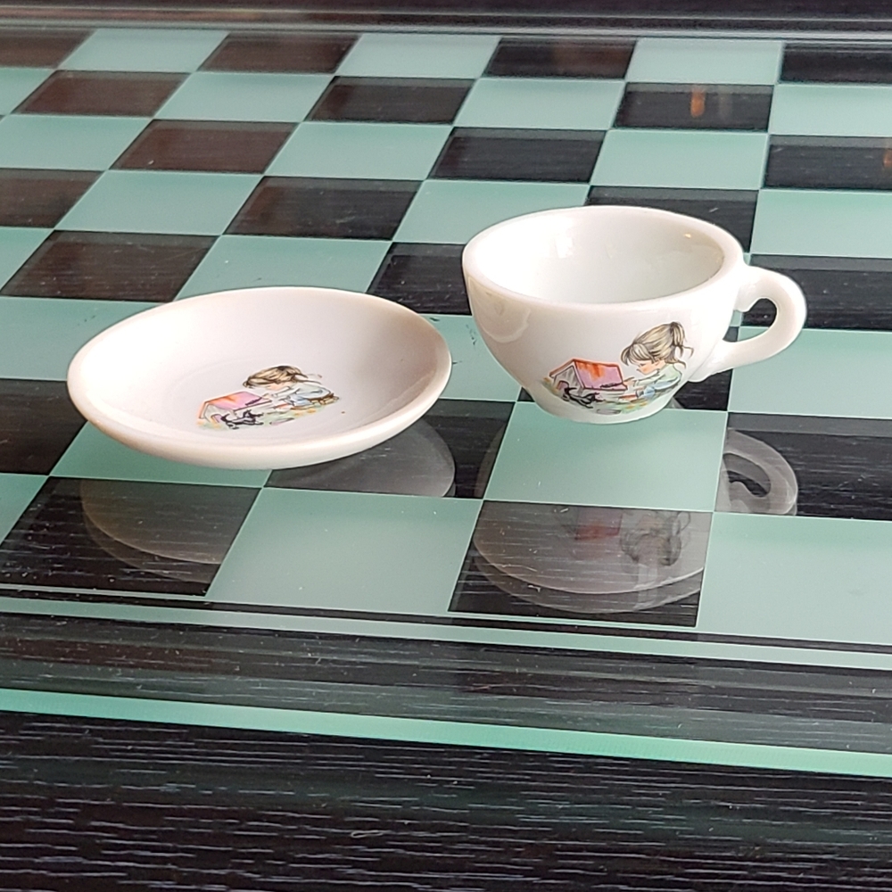 Mini tea cup & saucer Made In Japan